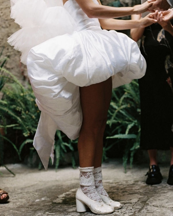 Свадебное платье в 2024 году — какое