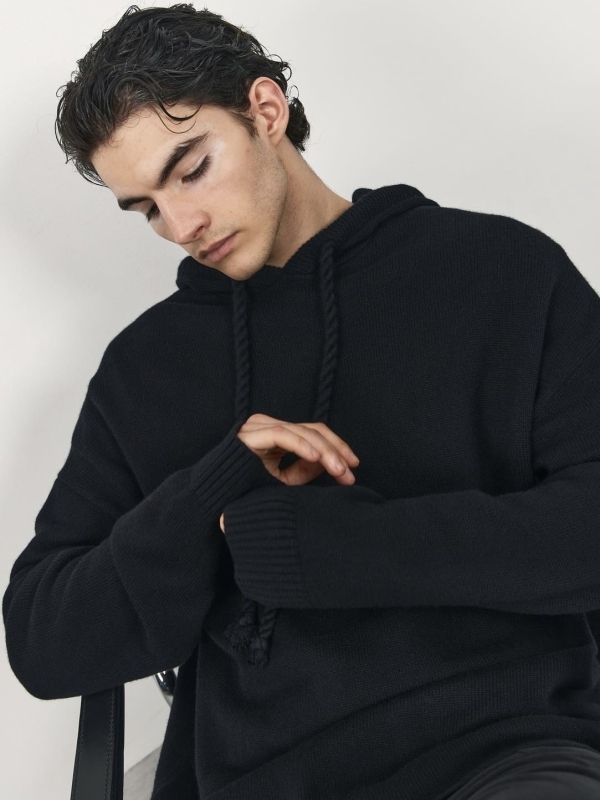 Не знаете, где покупать стильную одежду? Вот