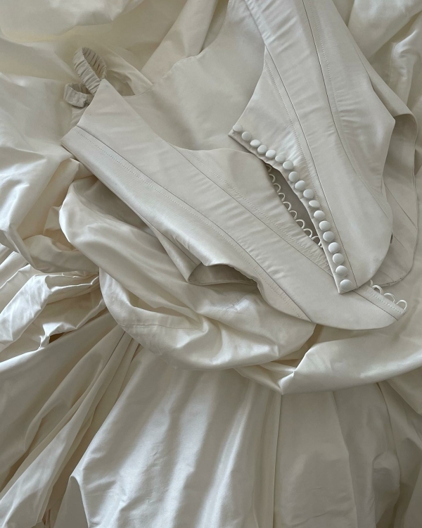 «Детали, крой, ткань — все это не