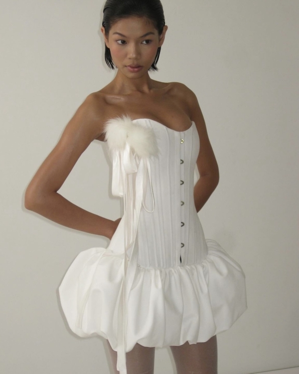 Свадебное платье в 2024 году — какое