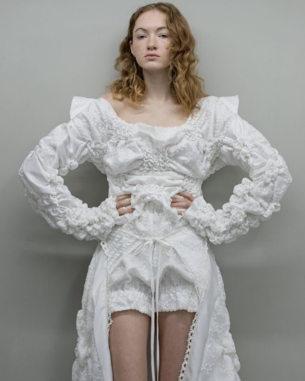 Свадебное платье в 2024 году — какое