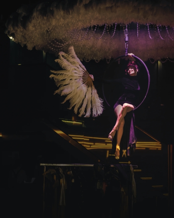 Вечер с Дэвидом Боуи, греческий сарган в