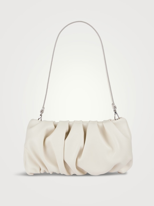 Сезоном SS'24 будут править минималистичные сумки. Рассказываем,