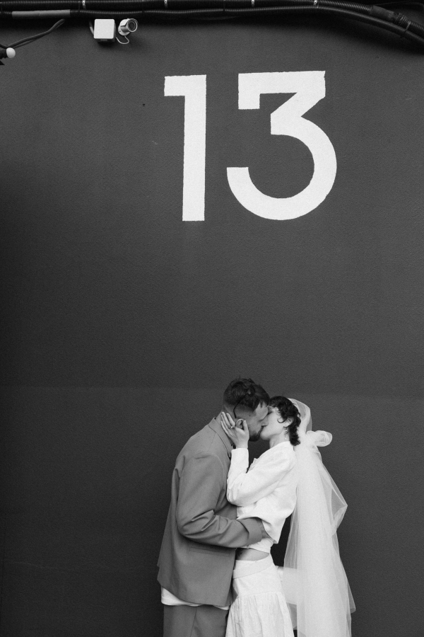 Интервью с невестой: о вдохновении 90-ми, винтажных