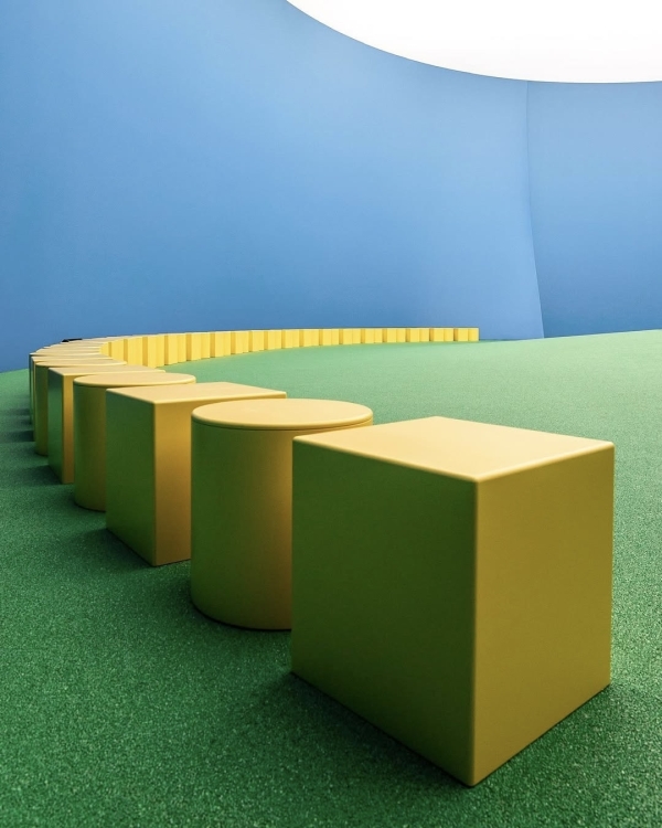 Симон Порт Жакмюс: ближе к свадьбам, чем