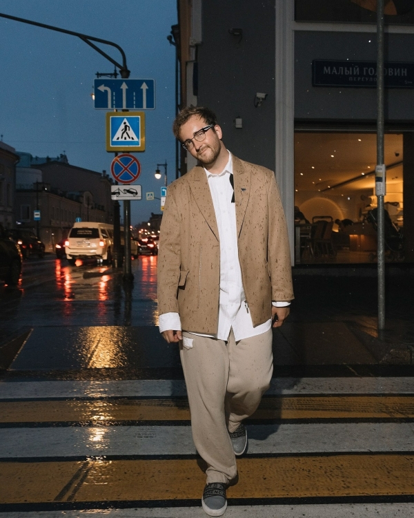 «Когда я начал говорить со сцены честно,