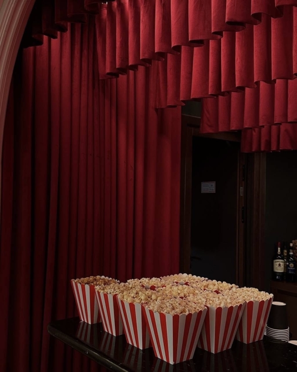 Увидимся в кино! 8 кинотеатров с богемной