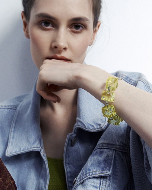 Любовь не имеет границ: что подарить девушке