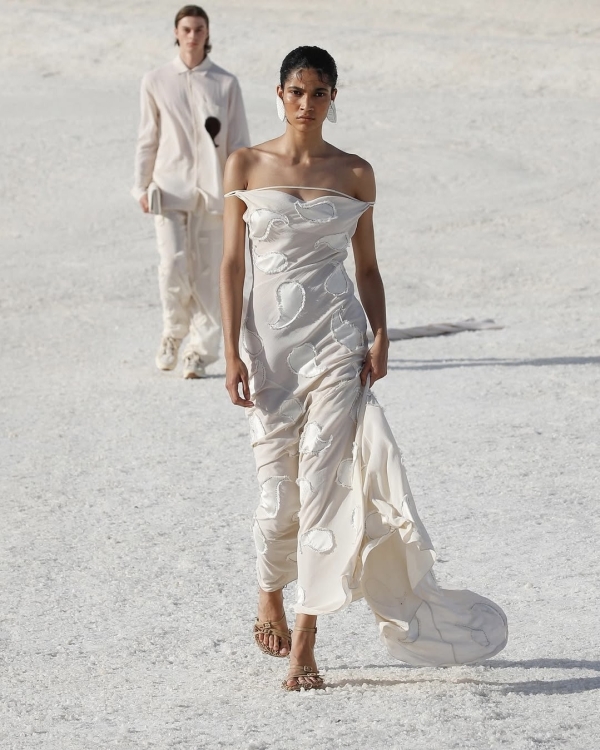 Симон Порт Жакмюс: ближе к свадьбам, чем