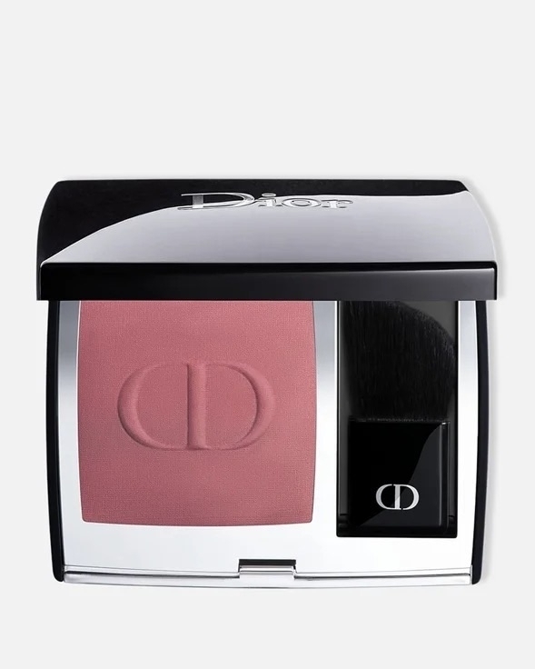 Любовь не имеет границ: что подарить девушке