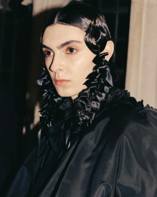 Как обыграть старый тренд на банты по-новому?