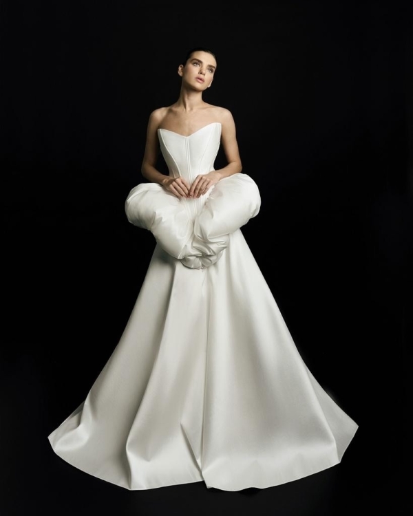 Какое свадебное платье выбрать в 2025 году?