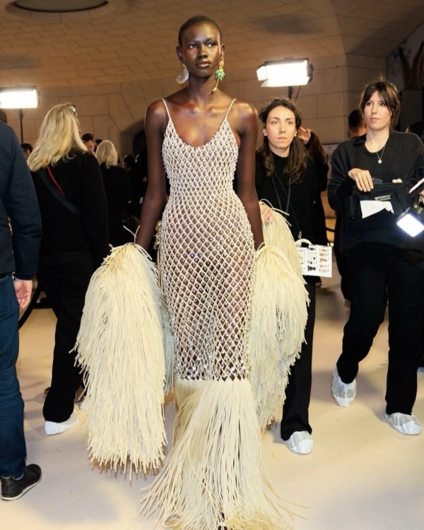 Уже залюбовались новой кутюрной коллекцией Schiaparelli? Мы