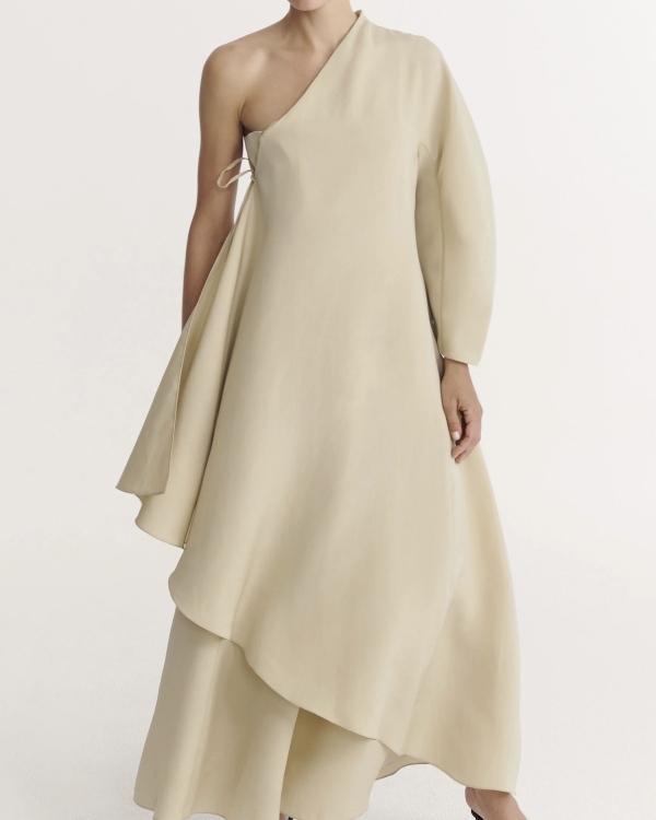 Где купить асимметричное свадебное платье?