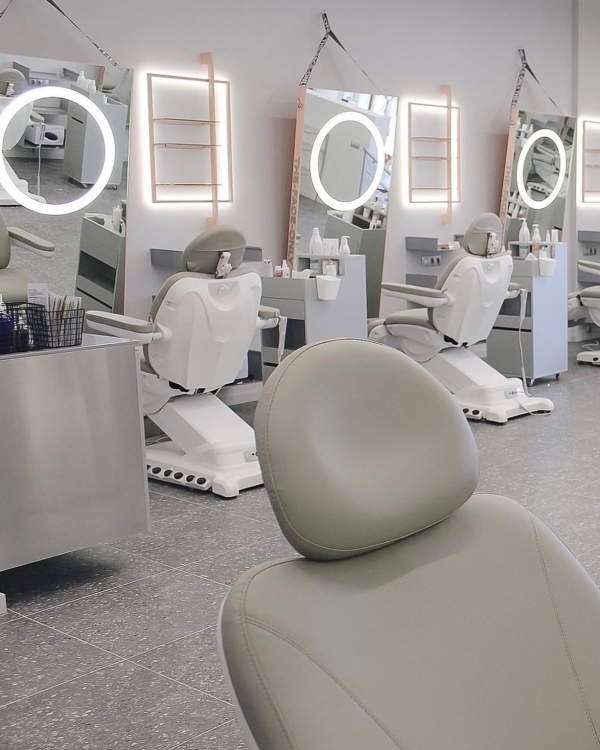 Лучшие процедуры для кожи зимой: гид по