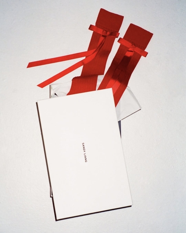 Любовь не имеет границ: что подарить девушке