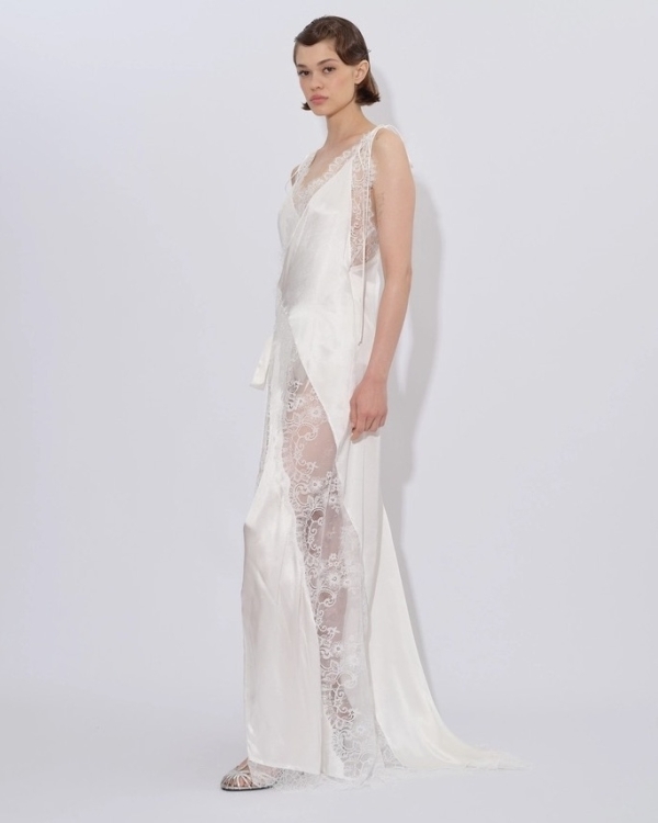 Где купить асимметричное свадебное платье?