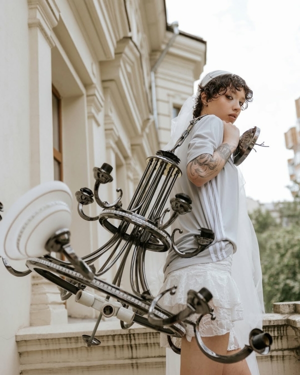 Интервью с невестой: о вдохновении 90-ми, винтажных