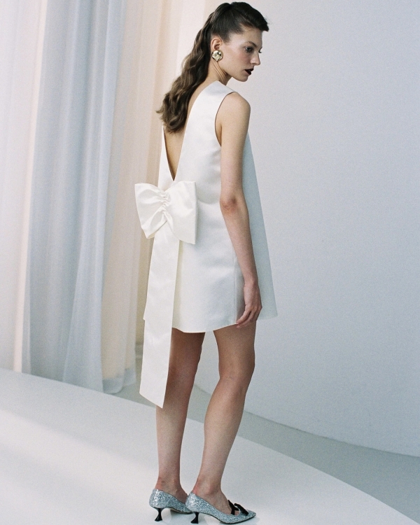 Какое свадебное платье выбрать в 2025 году?