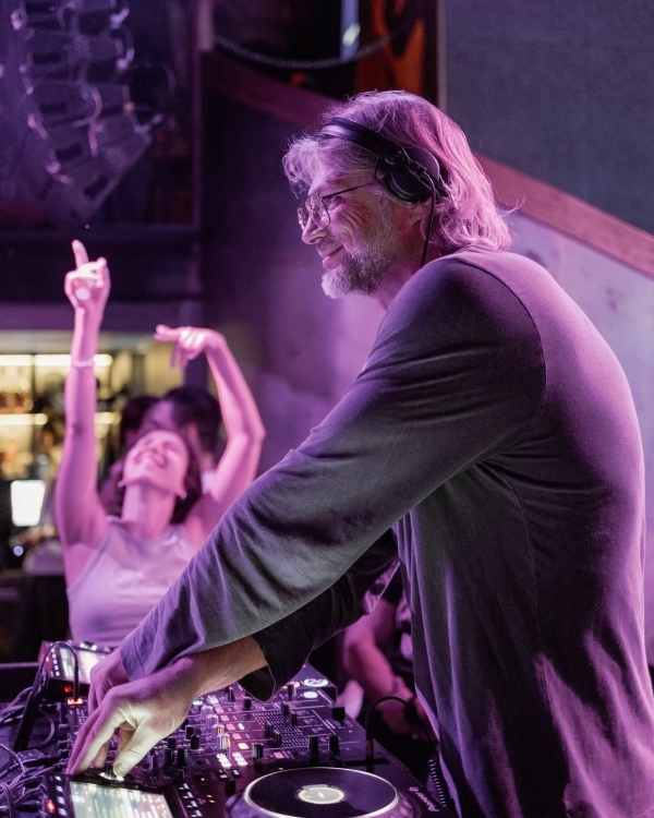 Пятничный вечер с Франсуа Озоном, пан-о-шоколя в