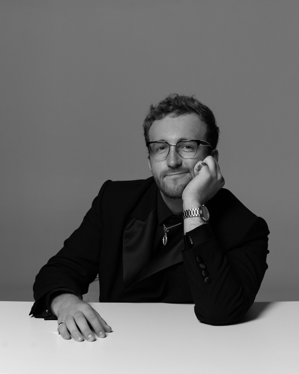 «Когда я начал говорить со сцены честно,