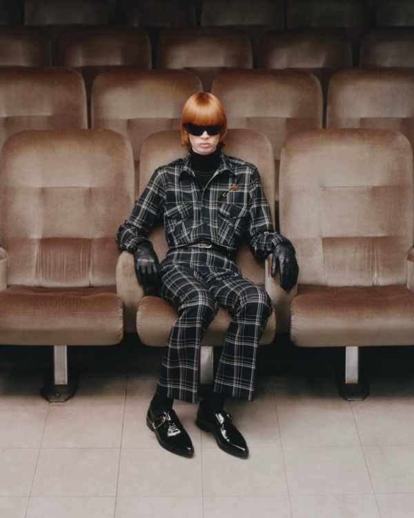 Клетка, вязаные галстуки и драматизм. Приемы с