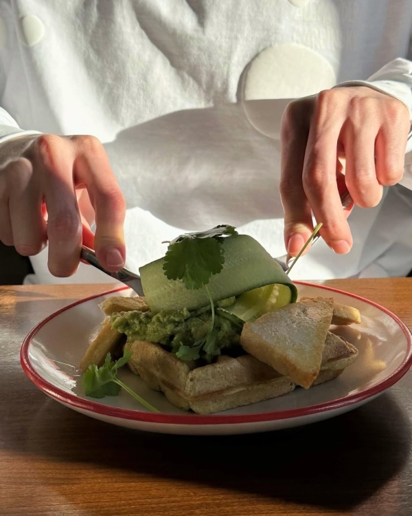 Праздничный байзцю в Soma, Паял Кападиа в