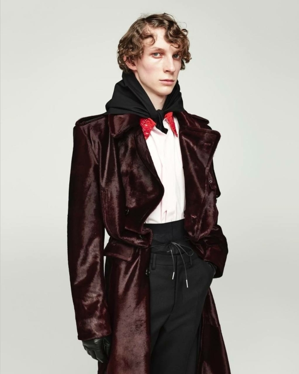 Клетка, вязаные галстуки и драматизм. Приемы с