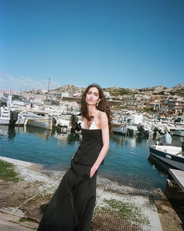 I am my own best company. Куда