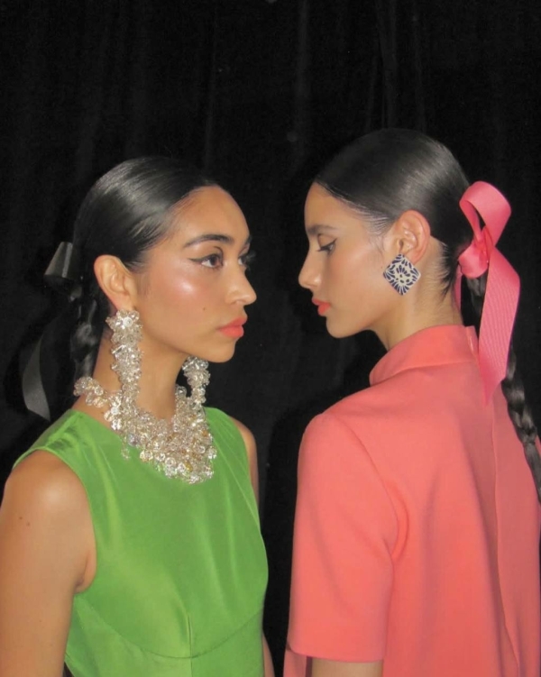 Как обыграть старый тренд на банты по-новому?