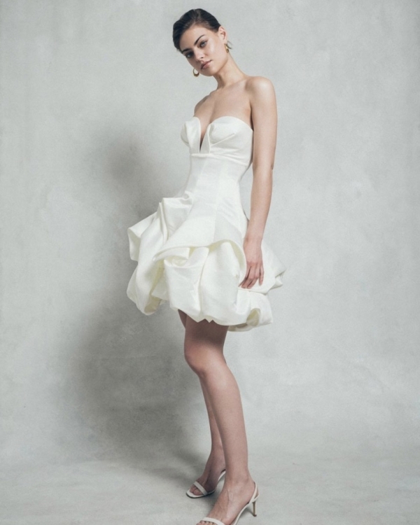 Какое свадебное платье выбрать в 2025 году?