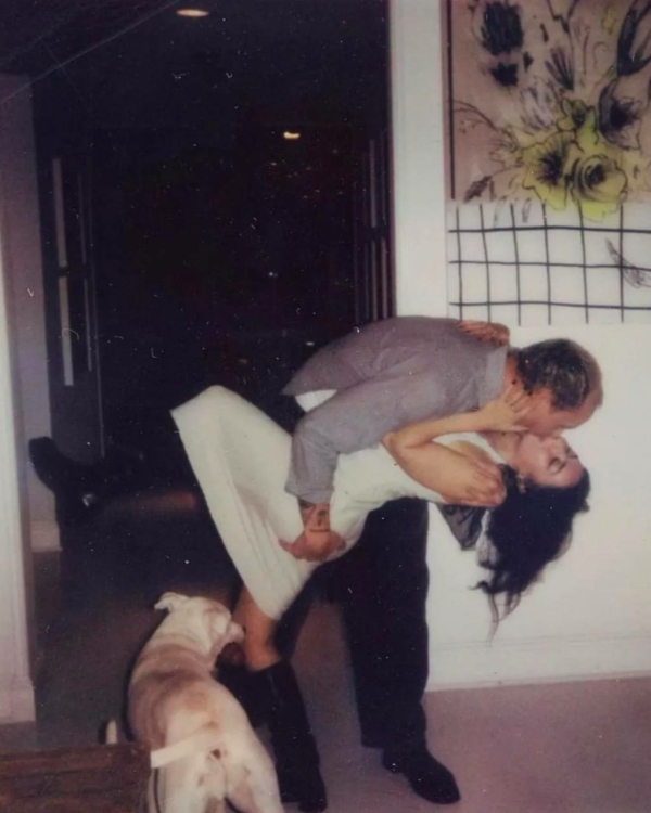 По слухам, Charli XCX вышла замуж