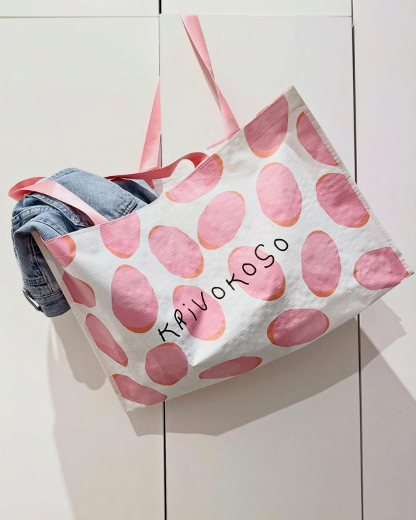 Теория второй сумки: 20+ классных шоперов на