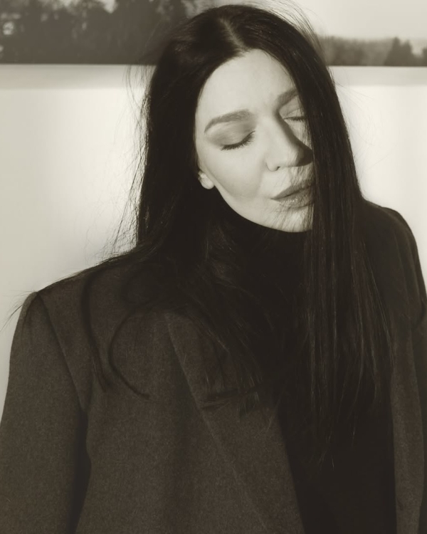 Певица Елка тайно вышла замуж