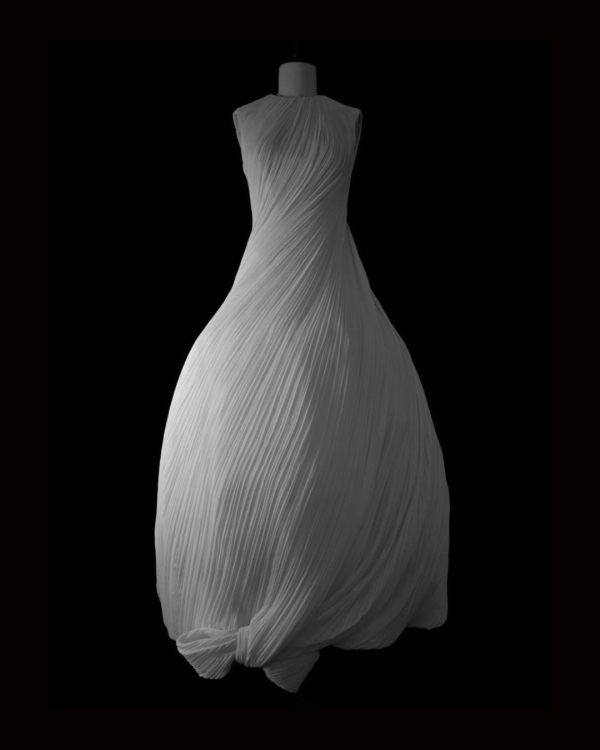 Невестам обязательно нужно увидеть новую кутюрную коллекцию