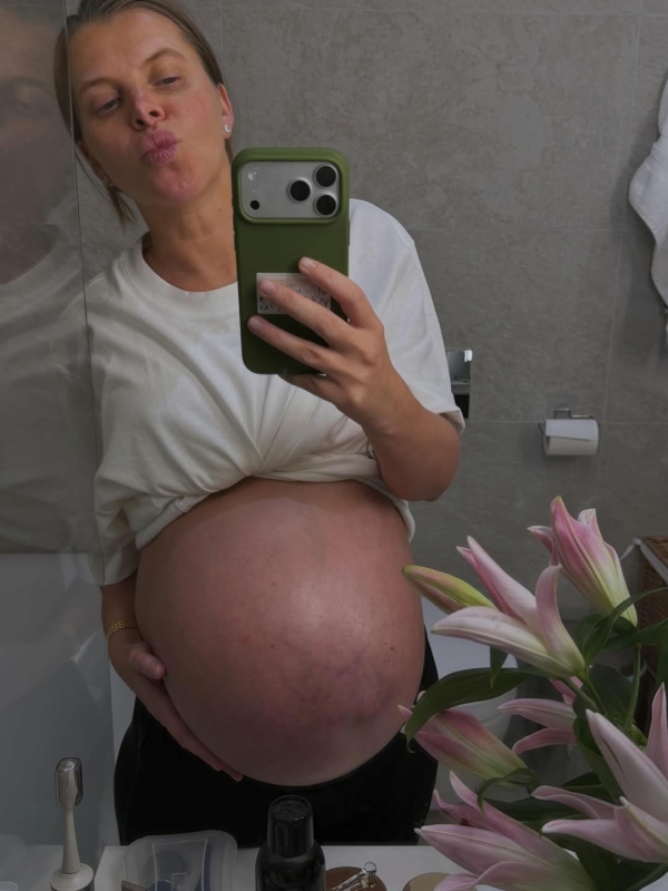 Марина Голомаздина стала мамой в третий раз