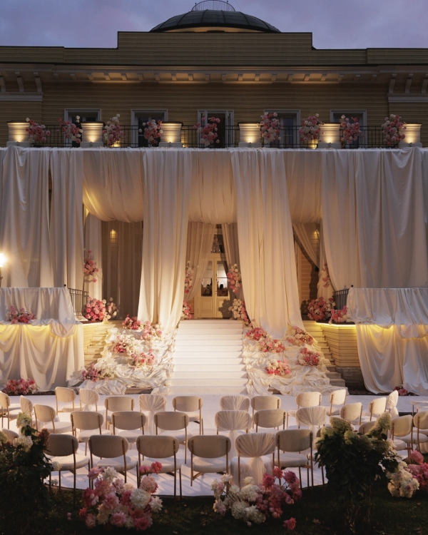 Лучшие свадебные агентства Москвы и Петербурга 2026,