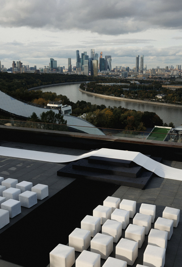 Интервью с невестой о свадьбе, которая попала