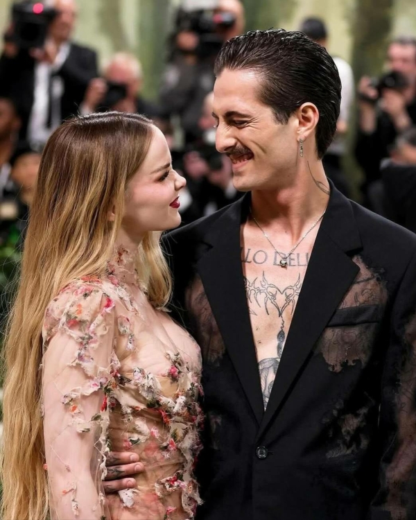 Дамиано Давид сделал предложение Дав Камерон