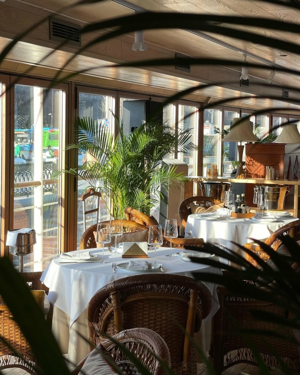 Рестораны на 14 февраля в Москве: где