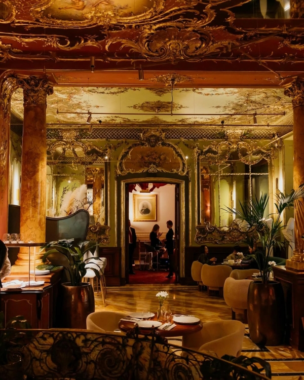 Рестораны на 14 февраля в Москве: где