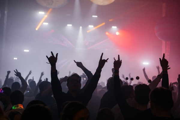 Диджеи Лена Зозуля