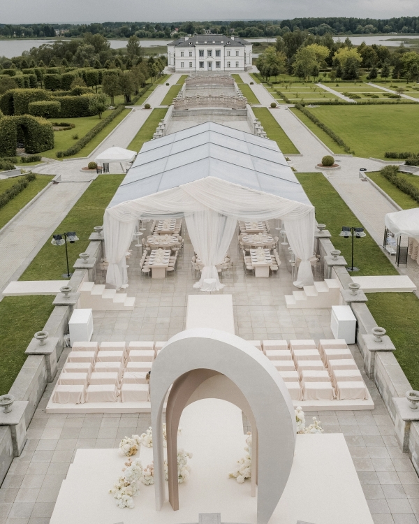 Лучшие свадебные агентства Москвы и Петербурга 2026,