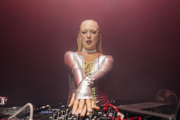 Диджеи Лена Зозуля