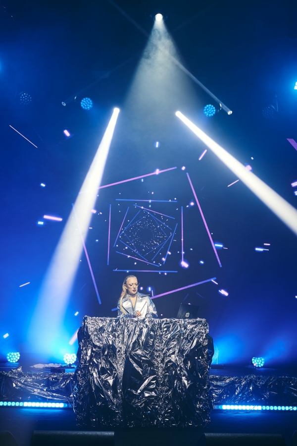 Диджеи Лена Зозуля