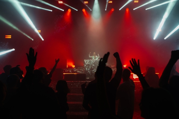 Диджеи Лена Зозуля