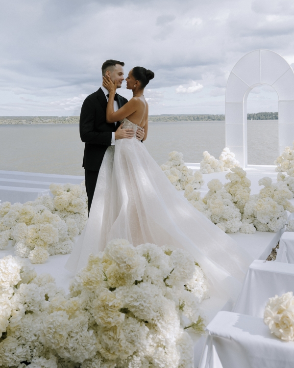 Лучшие свадебные агентства Москвы и Петербурга 2026,