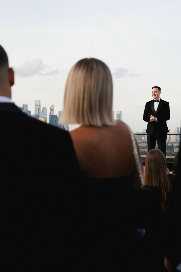 Интервью с невестой о свадьбе, которая попала