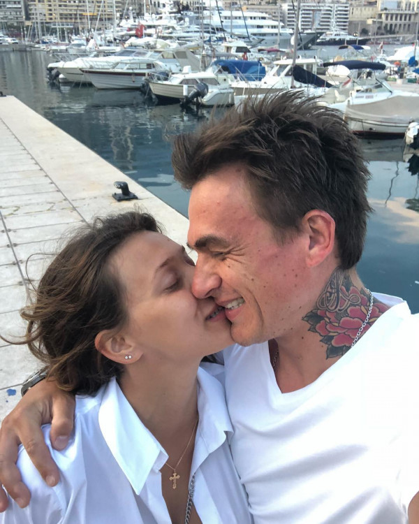 Помолвка лета: Регина Тодоренко и Влад Топалов