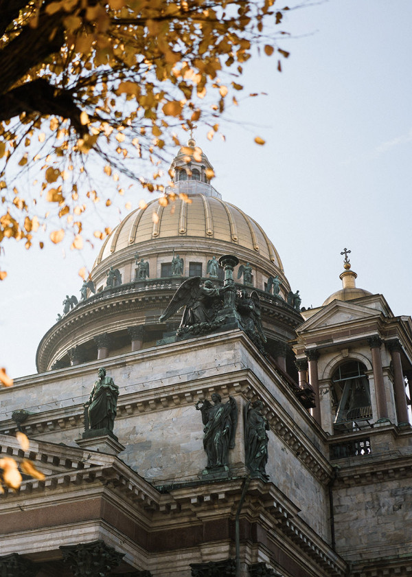 Осенняя свадьба Екатерины и Александра в Петербурге